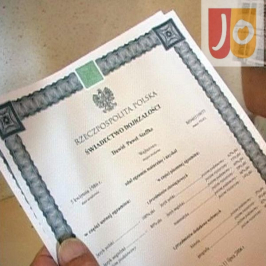 Oferujemy, średnie, mature, licencjat, magistra.